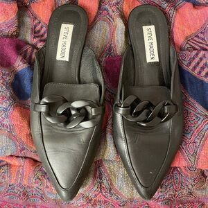 Steve Madden Black Mules with Chunky Chain